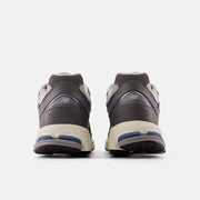 Sneakers New Balance M2002RHP Castle Rock Grey